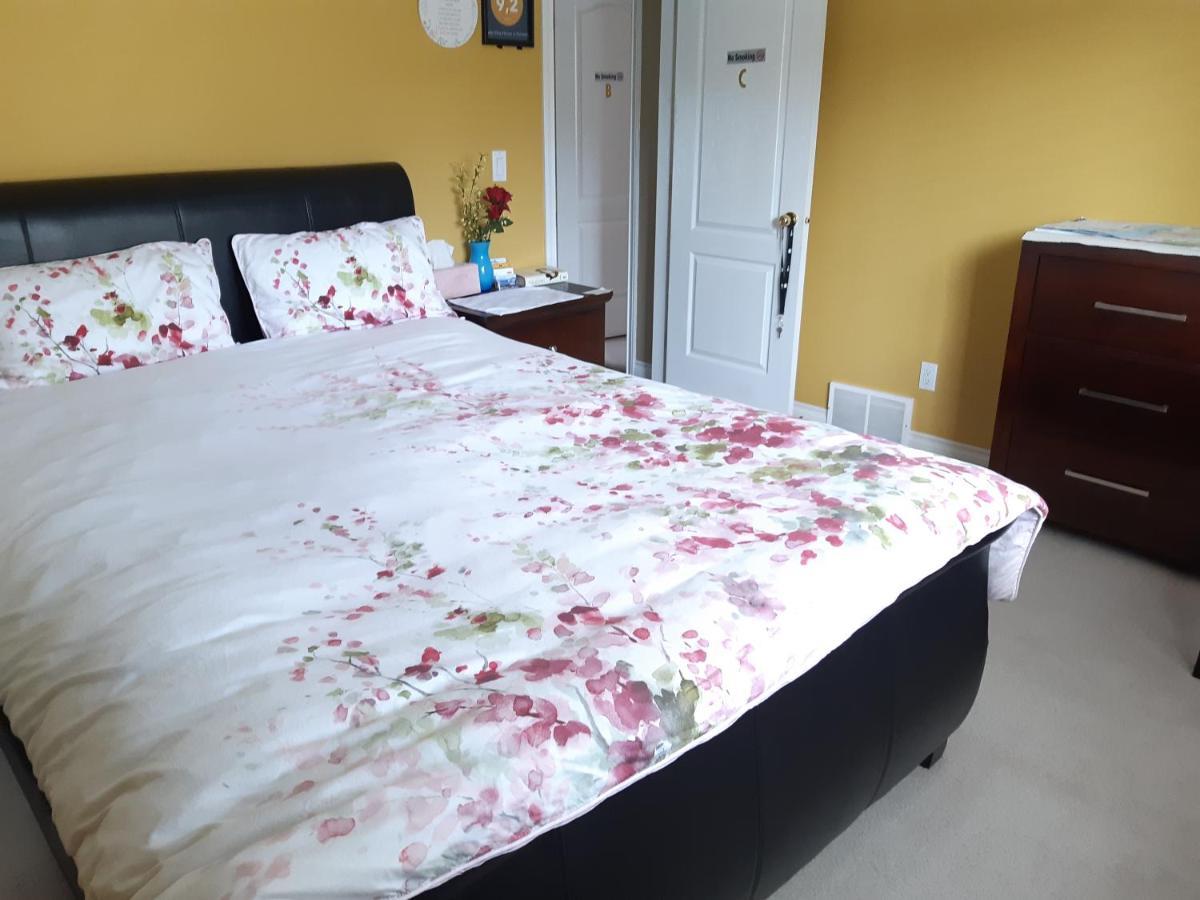 Lakeview House With 4 Rooms Kelowna Near Downtown & Knox Moutain Exteriör bild