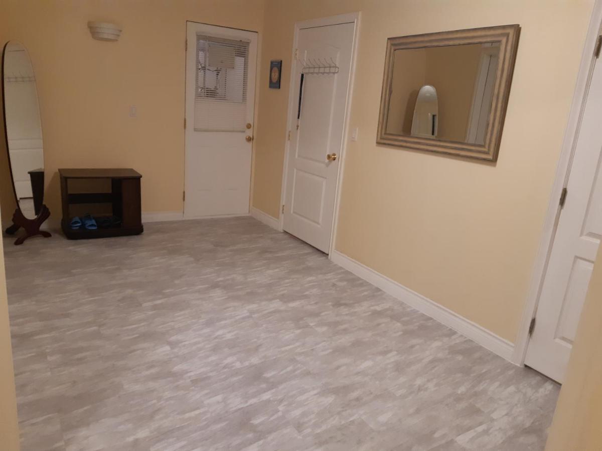 Lakeview House With 4 Rooms Kelowna Near Downtown & Knox Moutain Exteriör bild