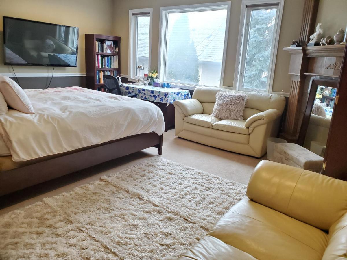 Lakeview House With 4 Rooms Kelowna Near Downtown & Knox Moutain Exteriör bild