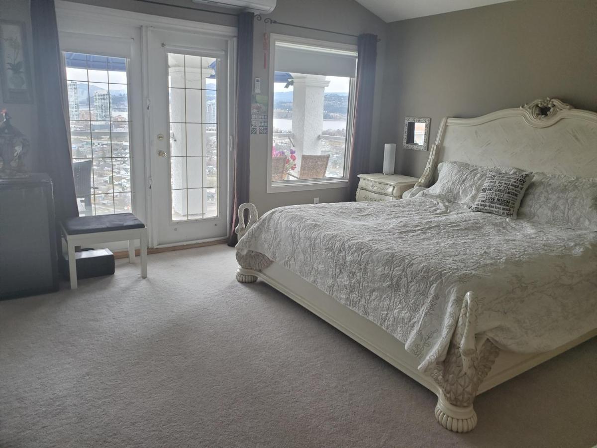Lakeview House With 4 Rooms Kelowna Near Downtown & Knox Moutain Exteriör bild