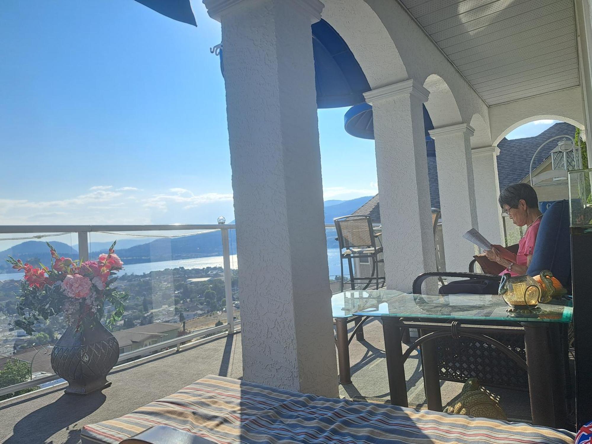 Lakeview House With 4 Rooms Kelowna Near Downtown & Knox Moutain Exteriör bild