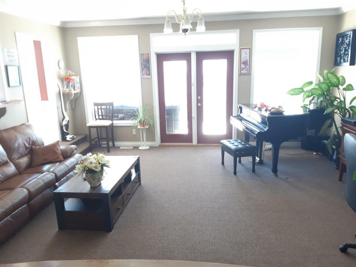 Lakeview House With 4 Rooms Kelowna Near Downtown & Knox Moutain Exteriör bild